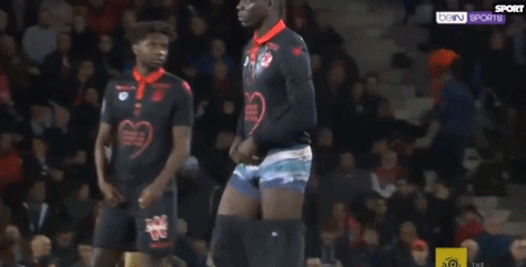 球星生日夜梅开二度，收获双喜