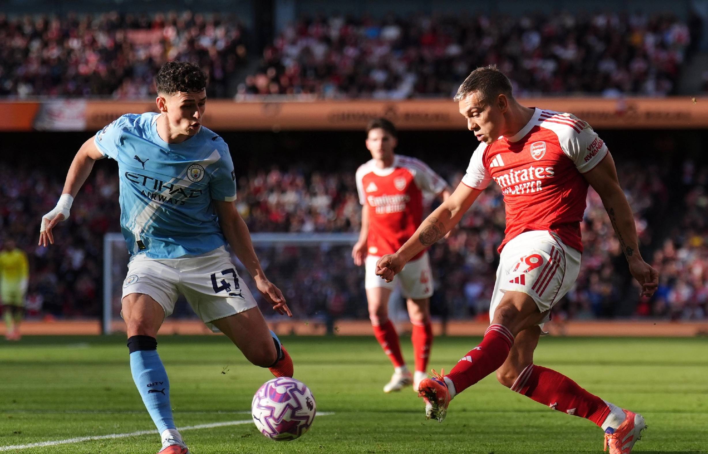 施洛特贝克：当灯光亮起、多特的主场沸腾时，我们很难被击败（施洛特贝克：灯光点亮、主场沸腾之时，多特几乎无人可挡）