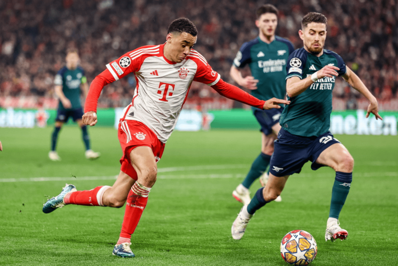 半场战报：葡萄牙U17 1-0瑞士U17，马特乌斯-米德建功（半场：葡萄牙U17暂1-0瑞士U17，马特乌斯-米德先拔头筹）