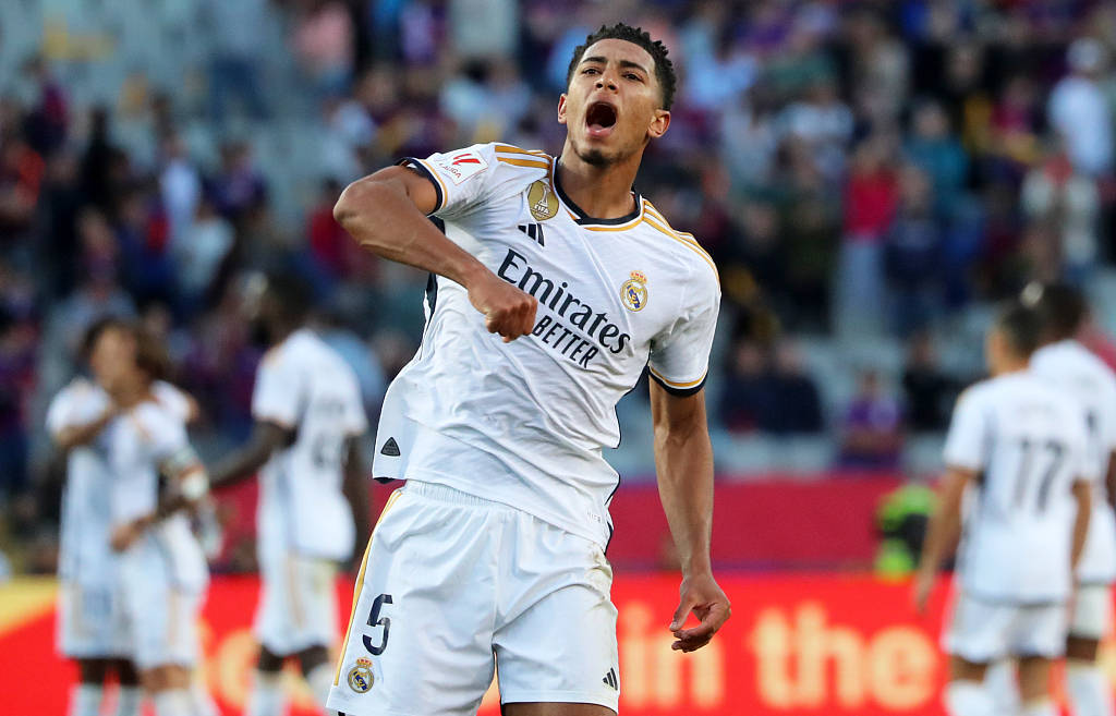 记者：当初是佩普要国足跟越南打对攻，还开小会不让陈洋参加（记者称佩普力主国足与越南对攻，还私下开会未邀陈洋）