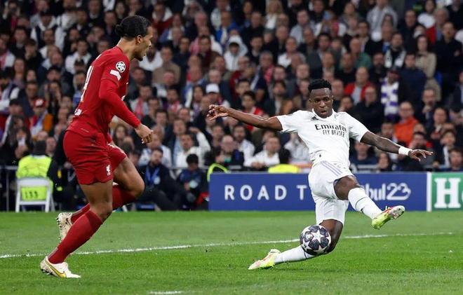 晋鹏翔：感谢每一位球迷，这一路有你们才够滚烫（晋鹏翔：感谢所有球迷，有你们相伴，这段旅程才更炽热）