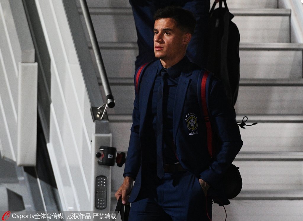 疯狂对轰！康宁汉姆半场18+8+5对飙贝恩21分（火力全开！康宁汉姆半场18+8+5硬刚贝恩21分）