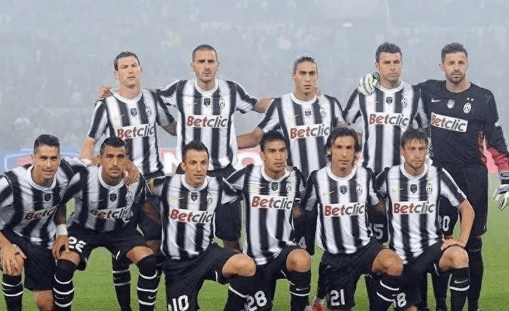 米兰vs拉齐奥首发：莱奥、恩昆库首发， 拉比奥出战（米兰对阵拉齐奥首发出炉：莱奥、恩昆库先发，拉比奥登场）