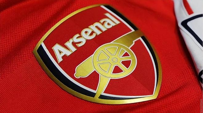 NBA战报：马克西35分，埃奇库姆绝杀，76人99-98险胜勇士（NBA速递：马克西轰35分，埃奇库姆压哨制胜，76人99-98险挫勇士）